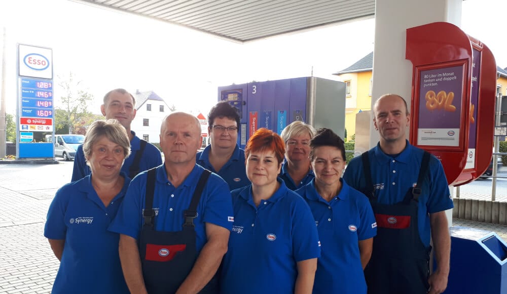 Das Team der Tankstelle & Autoservice Nowotny