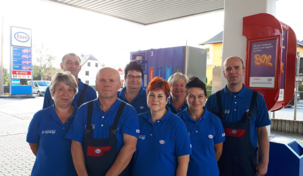 Team der Esso Tankstelle & Autoservice Nowotny